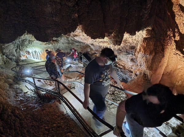 King Solomons Cave - Liena
