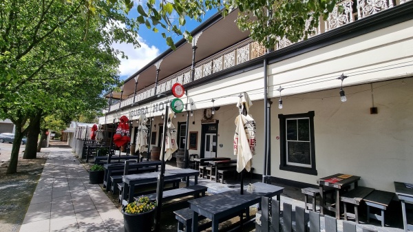 Burra Hotel
