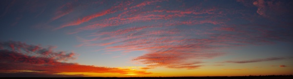 Coober Pedy - Sun rise PAN
