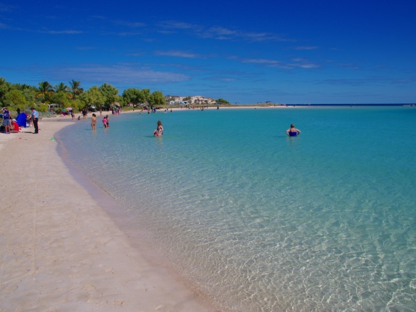 Coral Bay, WA. Beach
