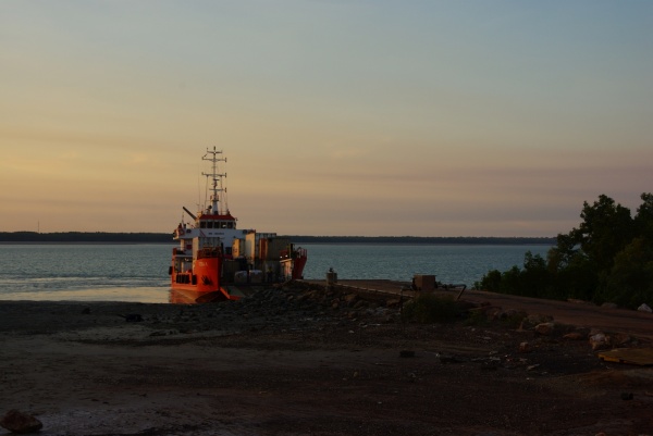 Ramingining, NT - Barge
